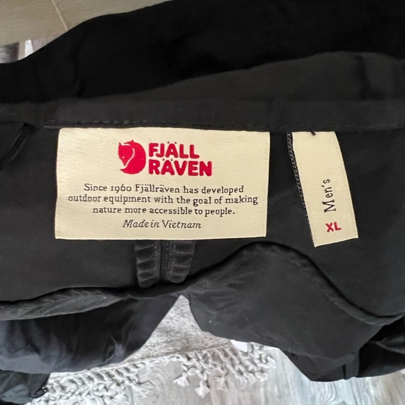 Fjällräven Black Hooded Jacket - Picture 9 of 12